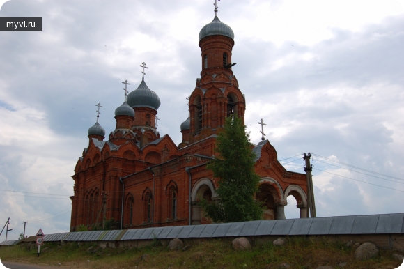 Церковь в д. Михайлов Погост