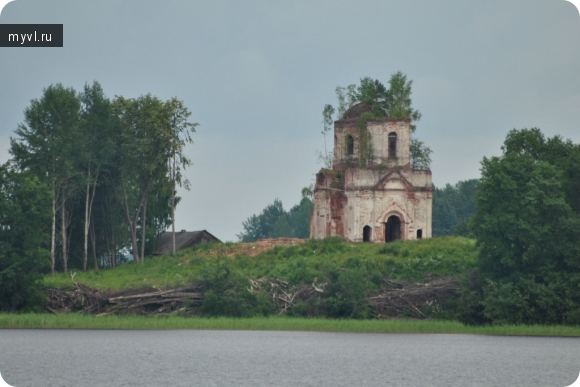 старая церковь